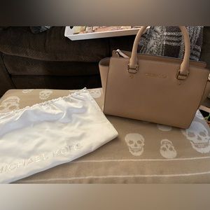 Michael Kors blush Satchel